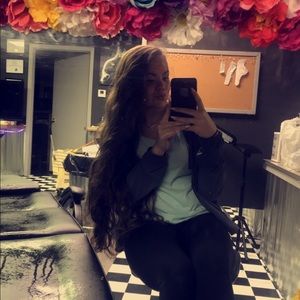 Meet your Posher, Raven